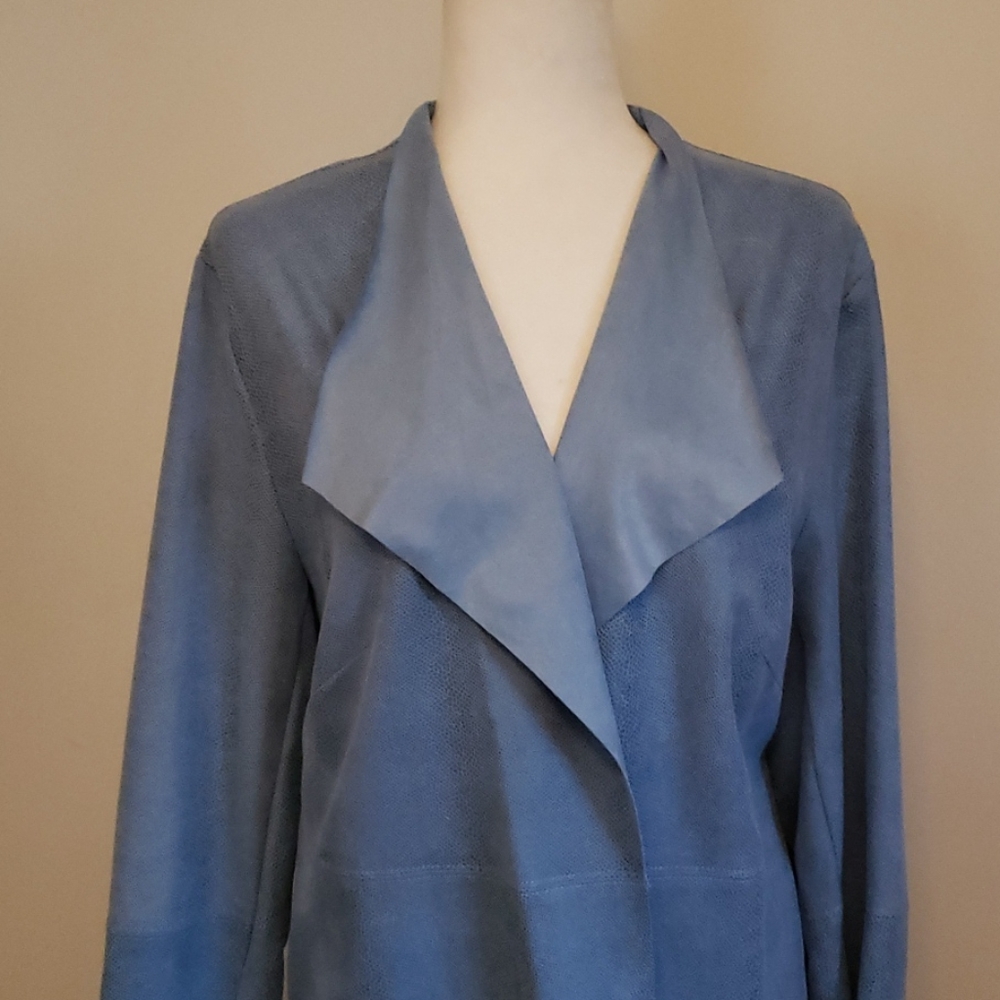 NWOT Chico's Beautiful Blue lightweight Jacket